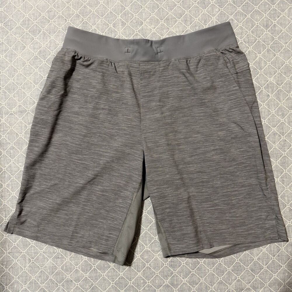 Lululemon THE Short Linerless Athletic Shorts Mens L Gray 9" Pockets Running